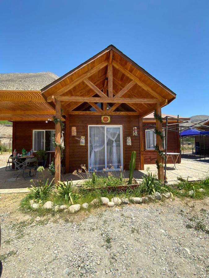 Cabanas Vicuna Cielo De Peralillo - Valle De Elqui Dış mekan fotoğraf